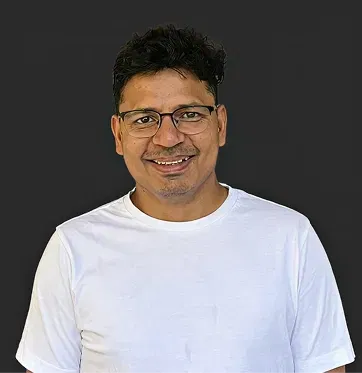 Saket Dwivedi